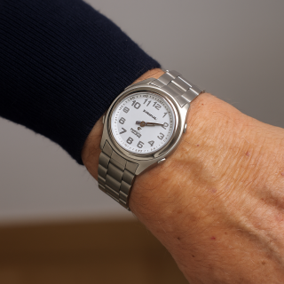 Sprechende Funk-Armbanduhr weiß Damen Herren Sprachausgabe