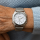 Sprechende Funk-Armbanduhr weiß Damen / Herren Sprachausgabe