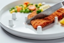 Frau Kettner® - Der Einhandteller – Innovativer Alltagshelfer für Menschen mit nur einer funktionsfähigen Hand
