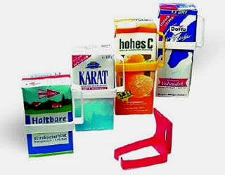 Tetrapack-Halter / Griff für Getränkepackungen